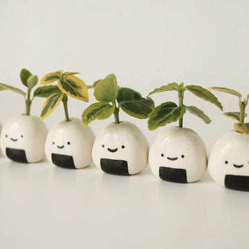 1/5/10PC Mini Bud Vase Handmade Ceramic Rice Ball Vases Dry Flower Vase Japanese Onigiri Miniature Vases Adorable Japanese Craft
