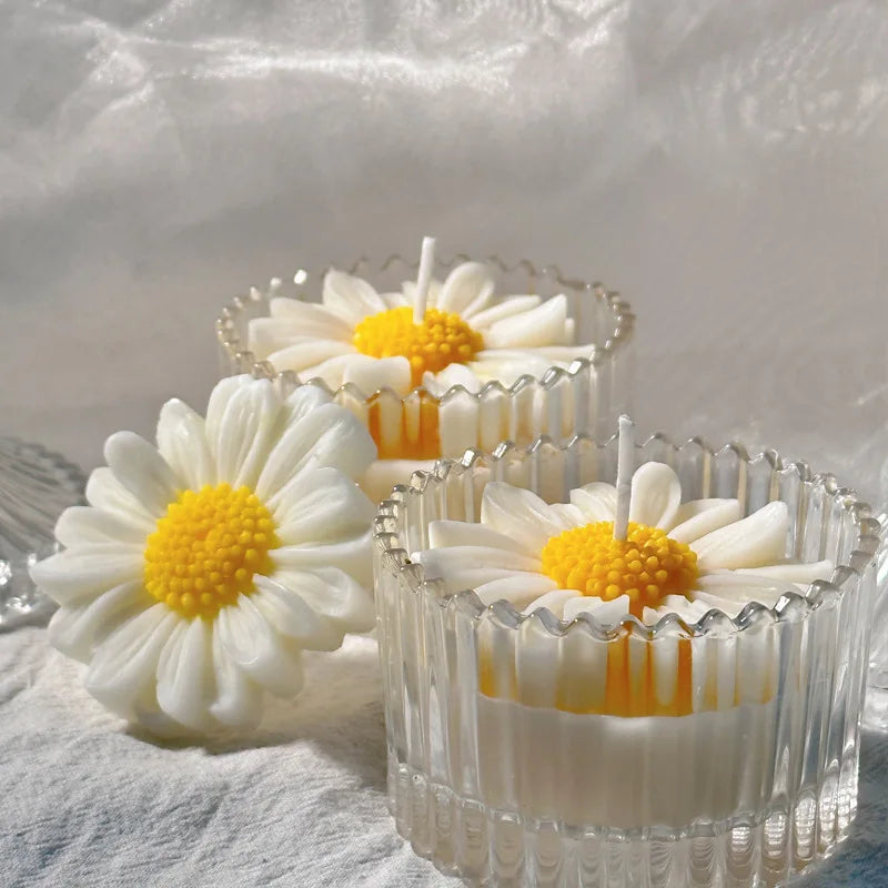 6.5x9cm Aroma Candle Daisy Glass Transparent Chamomile Fragrance Home Bedroom Decoration Bridesmaid Gift Home Decoration