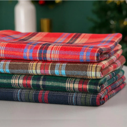 Christmas Tablecloth Green Plaid 2025 New Year Table Cover  Family Gathering Restaurant Photo Atmosphere Party Home Decorations