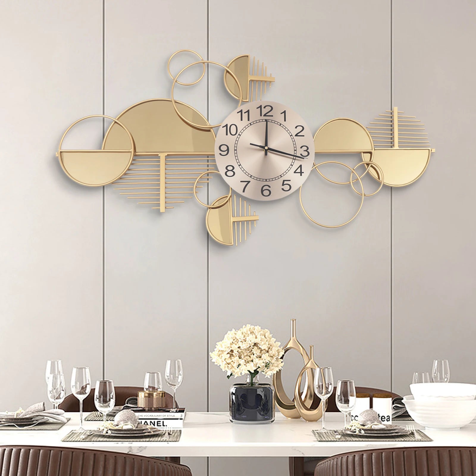 Creative Modern Metal Wall Clock,Battery Operated Silent,Minimalist Clock,Decorative Clock for Living Room, Bedroom, Gold