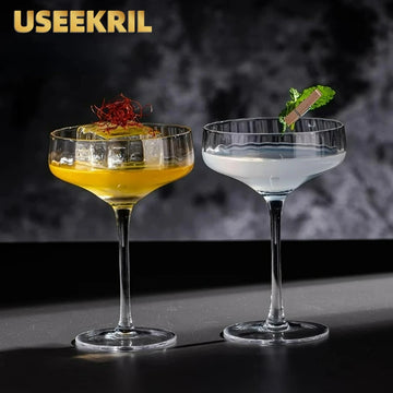 Creative Cocktail Glasses Cups Goblet Butterfly Champagne Glass Vertical Pattern Tower Cup Martini Glass Cup Bar Accessories