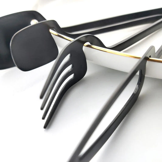 32pcs Black Matte Cutlery Set – 304 Stainless Steel Flatware | Elegant Knife, Fork & Spoon Dinnerware | NaturalBuiltHome