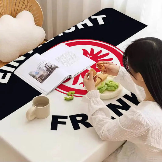 E-Eintracht F-Frankfurt Themed Polyester Tablecloths Cute Designs For Home Kitchens Dining Rooms Patios Tablecloth Decoration