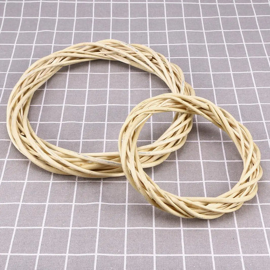 Hand Woven Rattan Wood Grapevine Wreath Wooden Twig Decorative Wreath Festive Party Supplies Home Decoration Holiday Garland