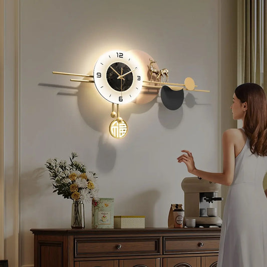 Light luxury style clock wall mounted restaurant clock high-end creative living room silent wall mounted clock