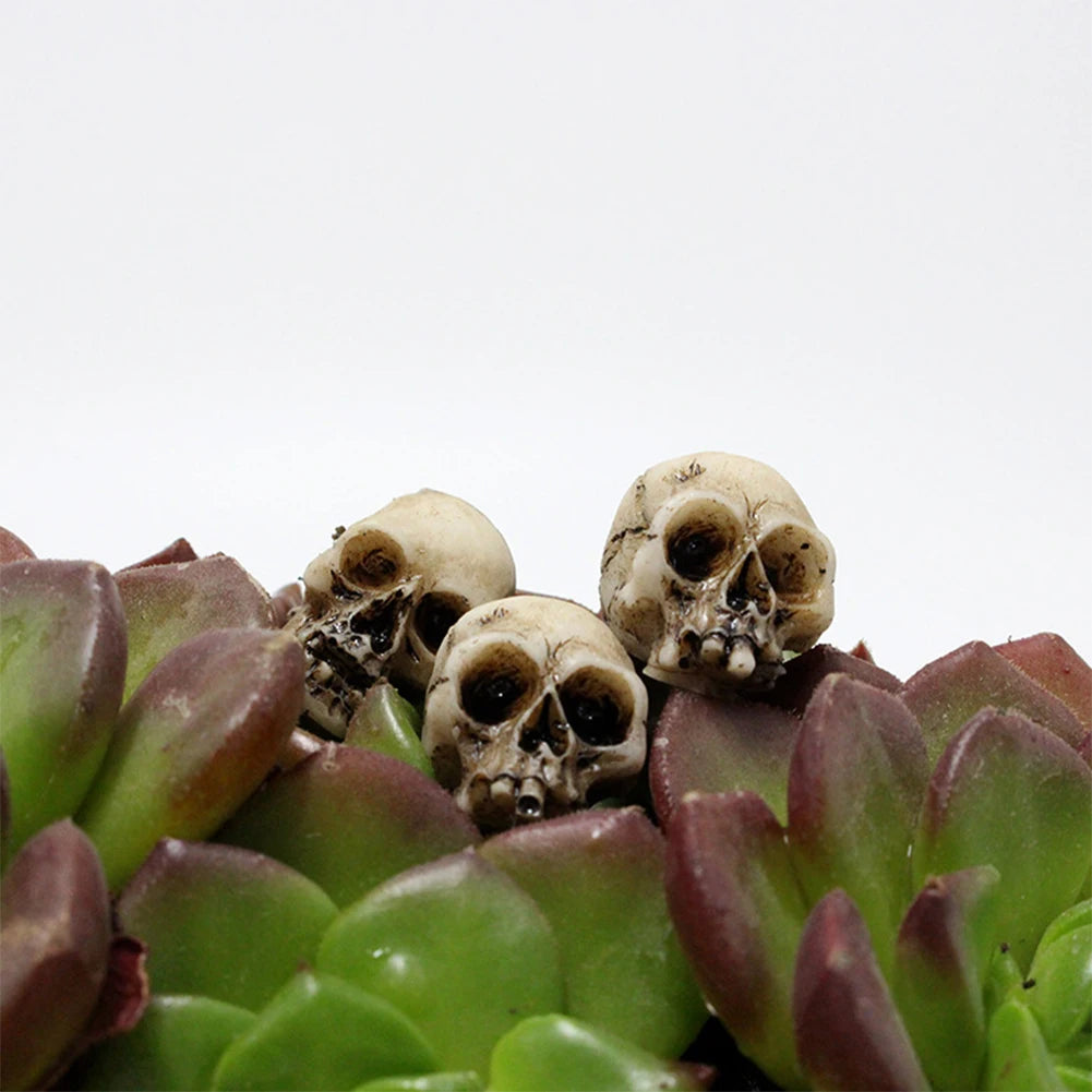20Pcs Skeleton Statues Ornament Collectable Halloween Miniature Skulls Heads Decorative Festival Theme Party Haunted House Decor