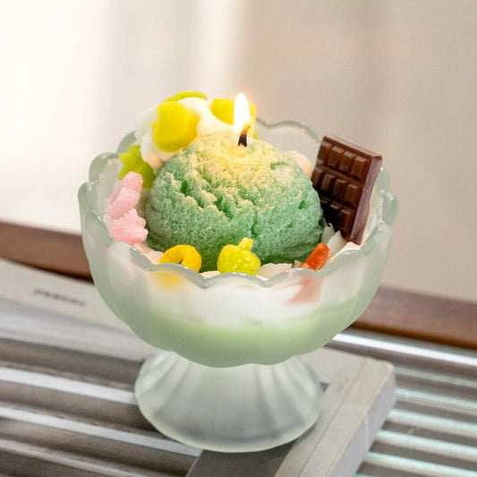 Summer Ice Cream Scented Candle Sweet Dessert Aroma for Refreshing Ambience Cute Decorative Candle for Cozy Summer Vibes