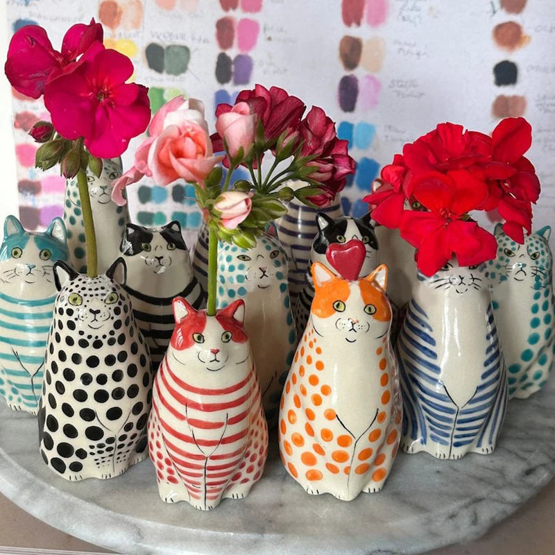 Creative Resin Cat Shaped Unique Vase Home Decoration Crafts Ornament Cat Enthusiast Statues 1 Pcs