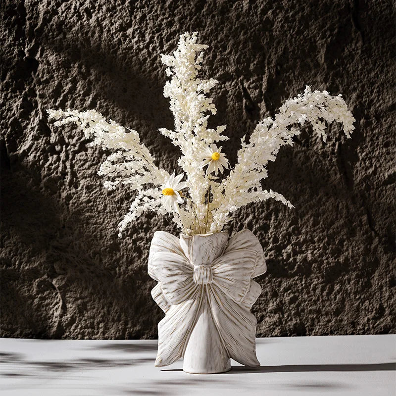 Ceramic Vase European White High-end Creative Hydroponic Dry Flower Planter Light Luxury Gift Box Decoration Ornament