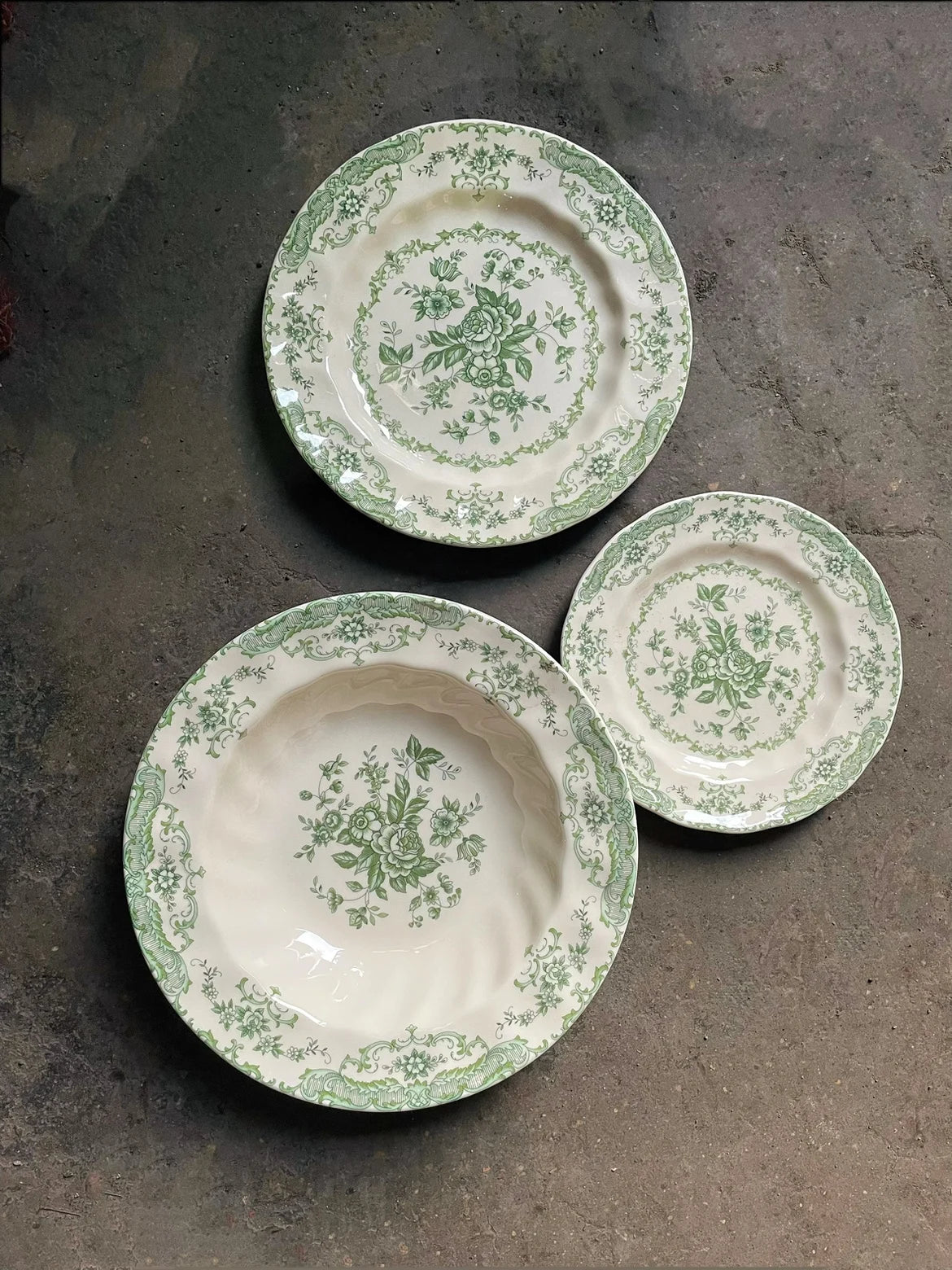Vintage green flower vintage medieval style dinner plate yellow porcelain Chinese plate dessert plate bowl coffee cup saucer